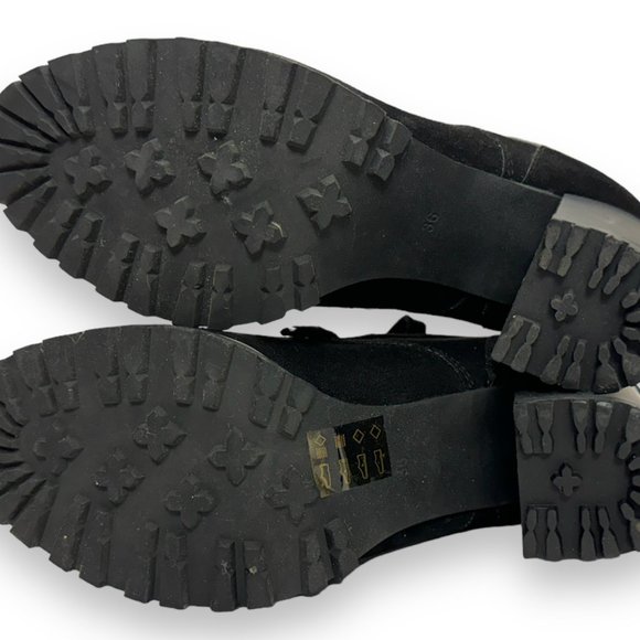 Le Chateu Lace Up Ankle Boots - Picture 4 of 9